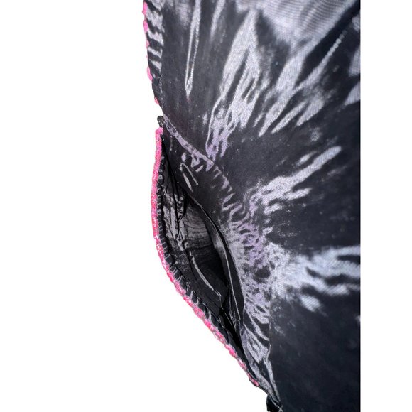 Vintage Handcrafted Embroidered Oriental Crossbody Travel Bag - Picture 9 of 9